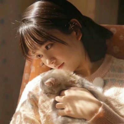 微信女生唯美淡雅忧伤侧脸高清头像