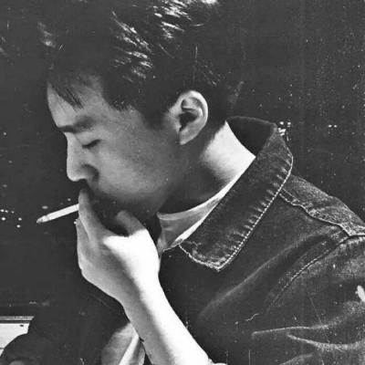 微信男生霸气黑白真人头像