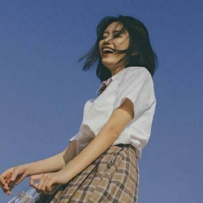 蓝色系清新高清微信头像女