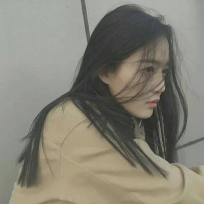 女生简单气质超酷高清好看的头像