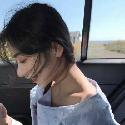 蓝色系清新高清微信头像女