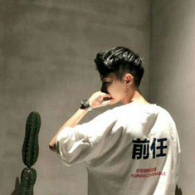 男生微信头像霸气冷酷