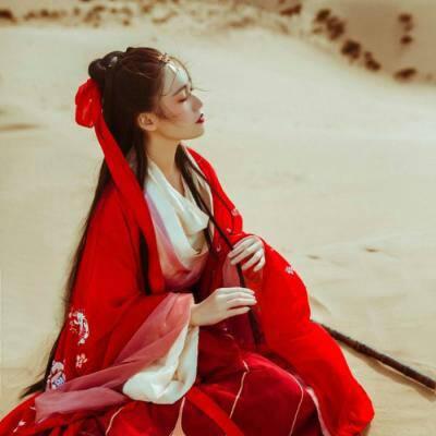 真人闺蜜头像一组两张古风唯美