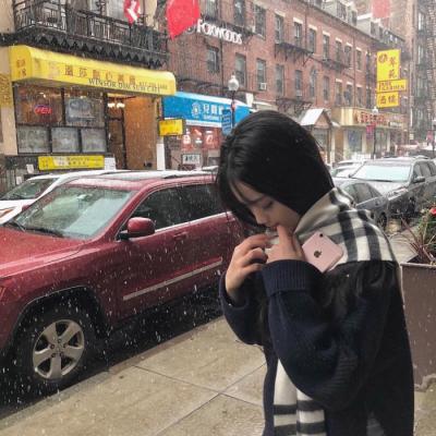 2025微信女生真人头像图片