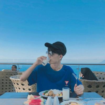 男头帅气冷酷霸气图片