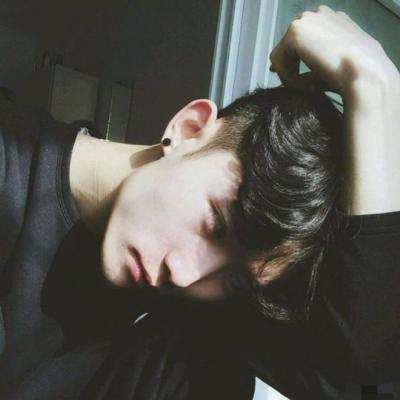 男生分手头像伤感头像真人