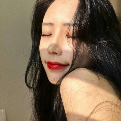 清新自然美女微信头像