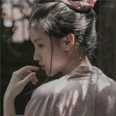 真人闺蜜头像一组两张古风唯美