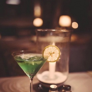 唯美酒头像图片