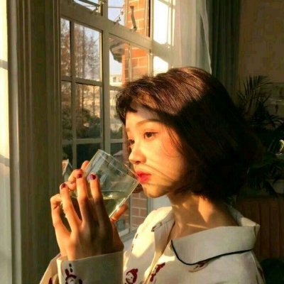 女生头像抑郁气质高清图片