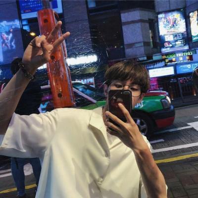 男头帅气冷酷霸气图片