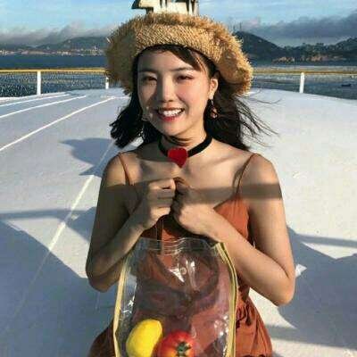 女生头像抑郁气质高清图片
