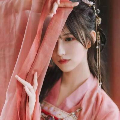 真人闺蜜头像一组两张古风唯美