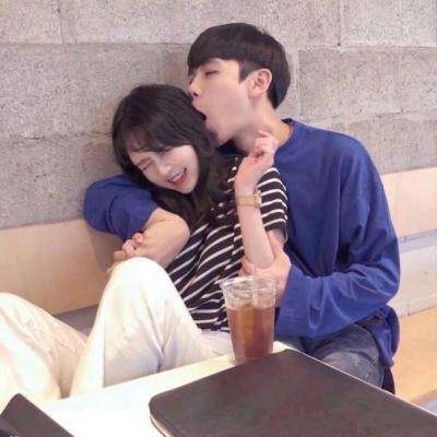 情侣头像一对两张独一无二真人