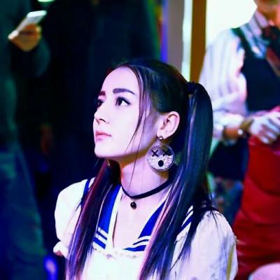 热巴美图头像