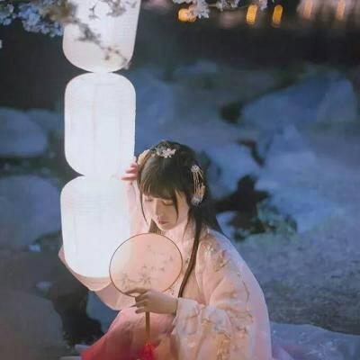 真人闺蜜头像一组两张古风唯美