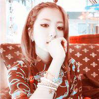 红色可爱头像女