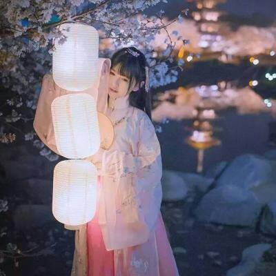 真人闺蜜头像一组两张古风唯美