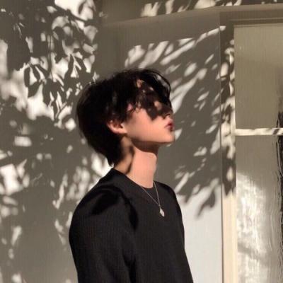 男生分手头像伤感头像真人