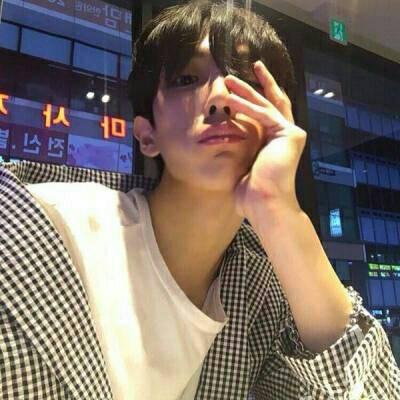 微信真人帅气男生头像图片
