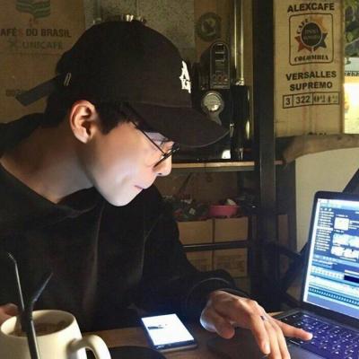 qq头像男生酷帅炫拽真人图片