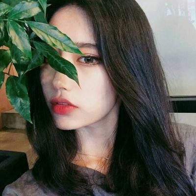 清新自然美女微信头像
