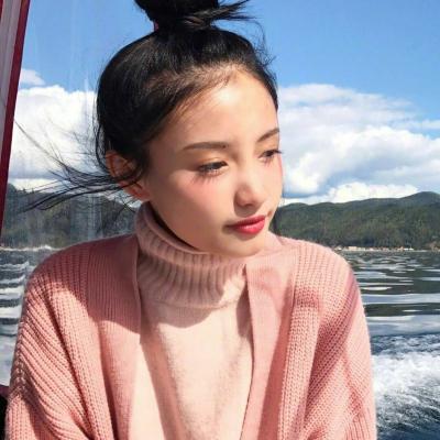 清新自然美女微信头像