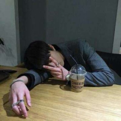 男生微信头像霸气冷酷