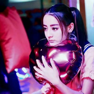 热巴美图头像