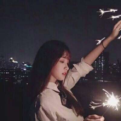 个性时尚头像小姐姐