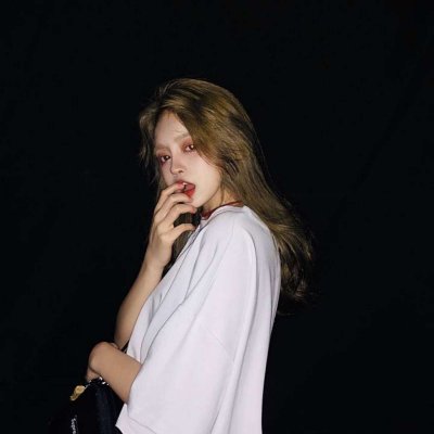 气质女孩子头像真人图片