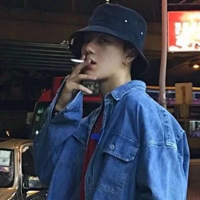 头像戴帽子男生冷酷帅图片