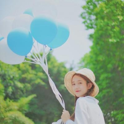 头像简单干净阳光女生图集