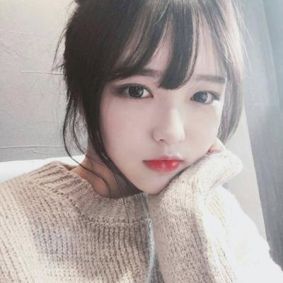 清新自然美女微信头像