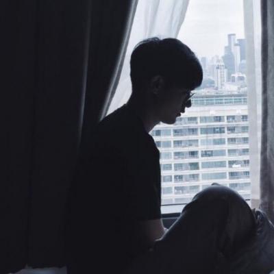 男生分手头像伤感头像真人