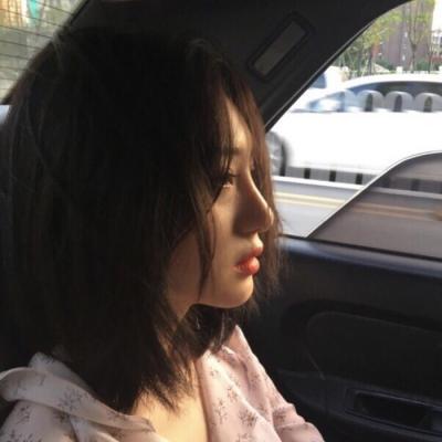 最好看的微信头像女简单气质