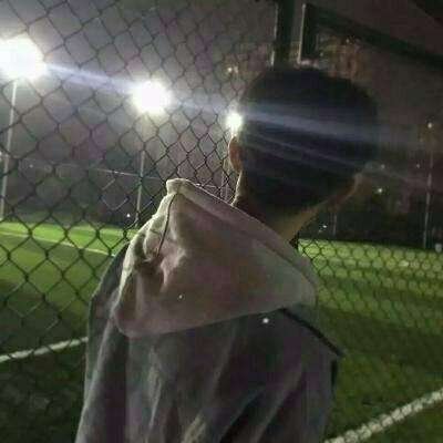 男生头像侧脸帅气真人图片