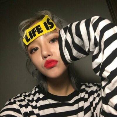 微信头像女生真人图片清晰