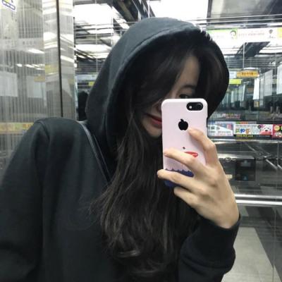 2025微信女生真人头像图片