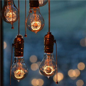 唯美意境灯泡头像图片