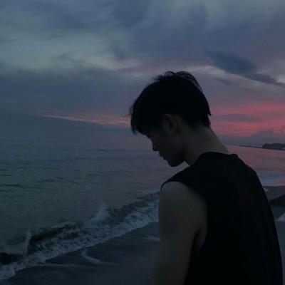 男生分手头像伤感头像真人