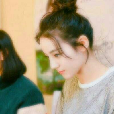 热巴美图头像
