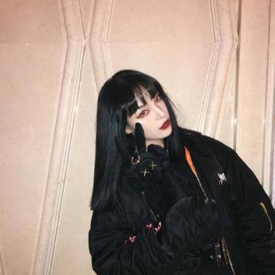 女生超酷霸气高冷高清好看的头像