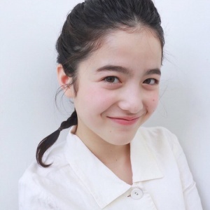 女生头像开朗阳光