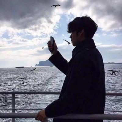 帅哥头像高清冷酷一个人图片