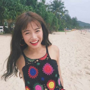 女生头像开朗阳光