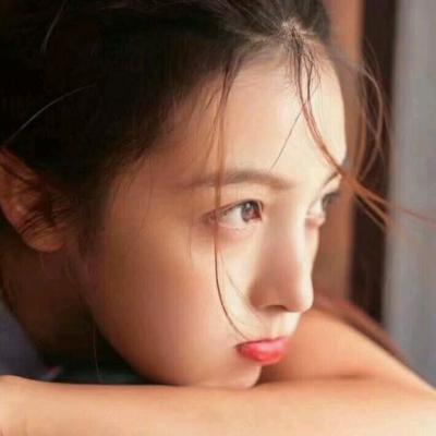 2025微信女生简单气质头像图片