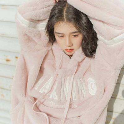 少女心头像粉色真人