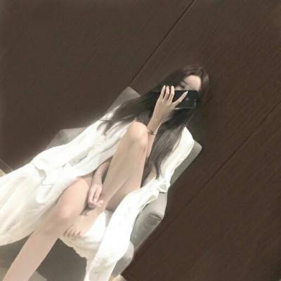 女生身材照头像