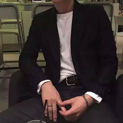 头像男生气质不露脸